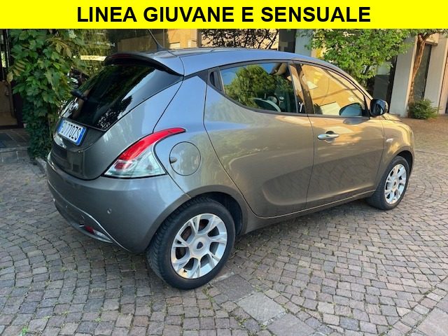 Lancia Ypsilon 1.3 MJT 5 porte Neopatentati - foto 2 di 4
