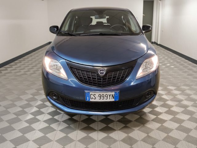 Lancia Ypsilon 1.0 FireFly 5 porte S&S Hybrid Oro - foto 3 di 4
