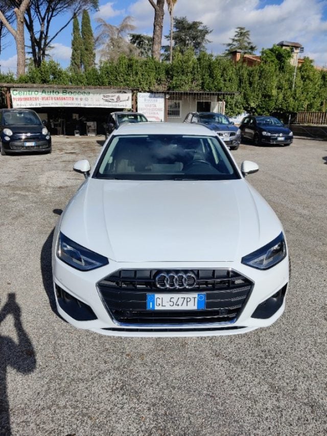 Audi A4 Avant 30 TDI/136 CV S tronic Business - foto 2 di 4