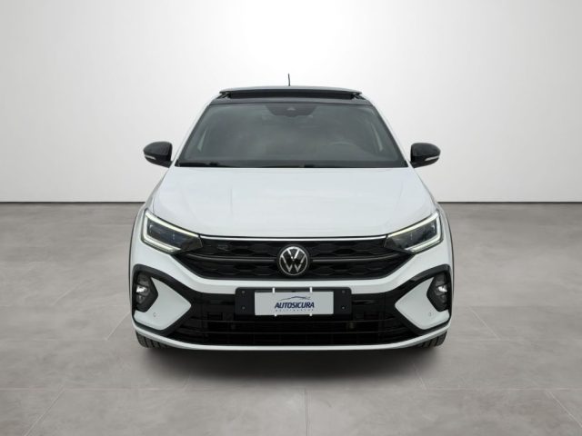 Volkswagen Taigo 1.0 TSI 110 CV R-Line Plus - foto 2 di 4