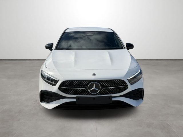 Mercedes-Benz A 200 d Automatic AMG Line Premium Night Edition - foto 2 di 4