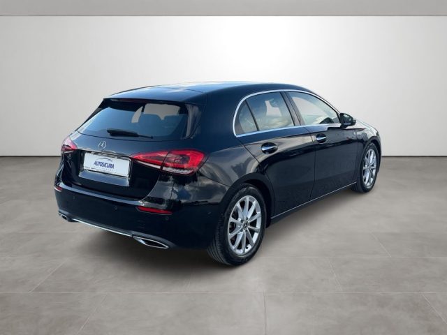 Mercedes-Benz A 180 d Automatic Sport - foto 4 di 4