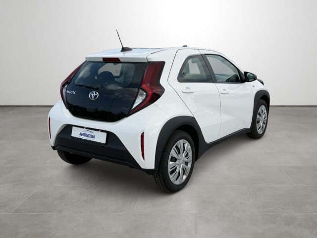Toyota Aygo X 1.0 VVT-i 72 CV 5 porte Active - foto 4 di 4