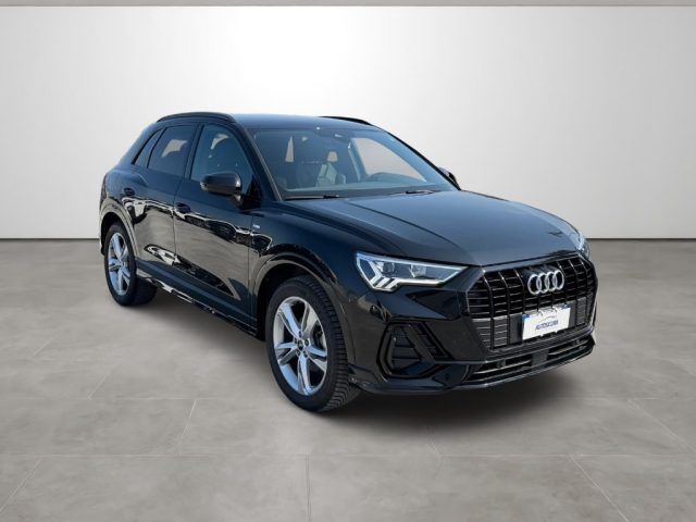Audi Q3 35 TDI S tronic S line edition - foto 3 di 4