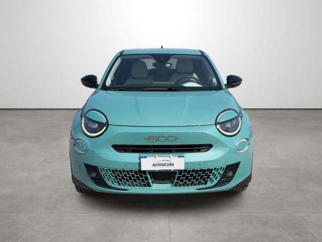 Fiat 600 Hybrid 110 CV DCT MHEV La Prima - foto 2 di 4