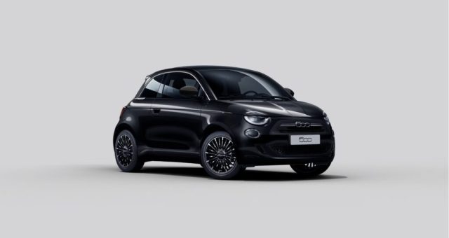 Fiat 500 Berlina Hybrid La Prima, del 2026, in vendita a Marsala (TP)