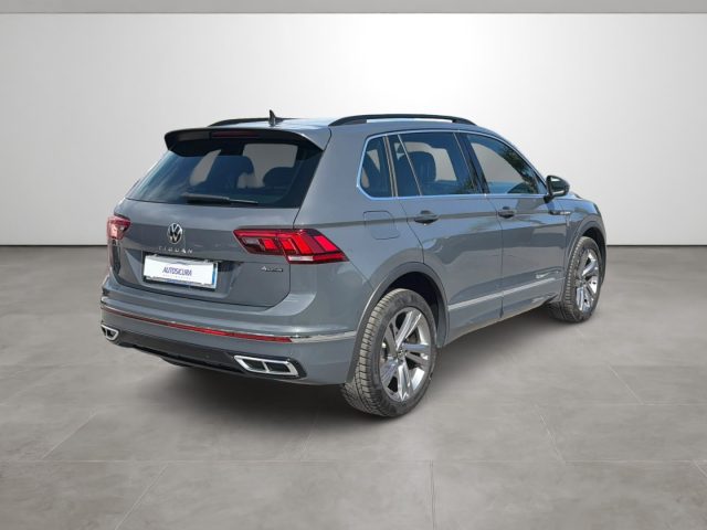 Volkswagen Tiguan 2.0 TDI 150 CV SCR DSG 4MOTION R-Line - foto 4 di 4