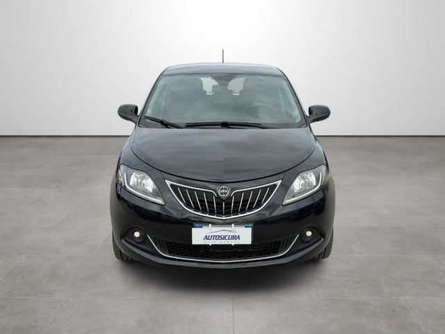 Lancia Ypsilon 1.0 FireFly 5 porte S&S Hybrid Gold - foto 2 di 4