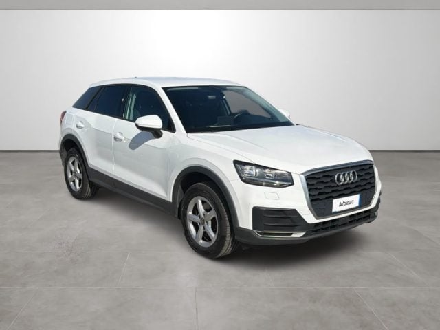 Audi Q2 1.6 TDI Business - foto 3 di 4