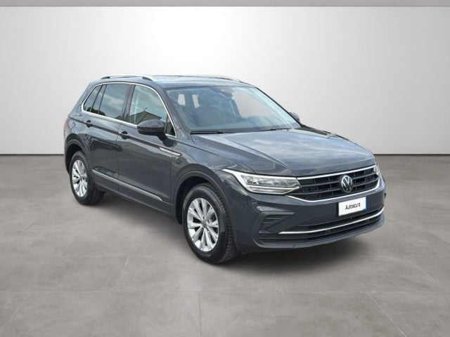 Volkswagen Tiguan 2.0 TDI 150 CV SCR DSG Life - foto 3 di 4
