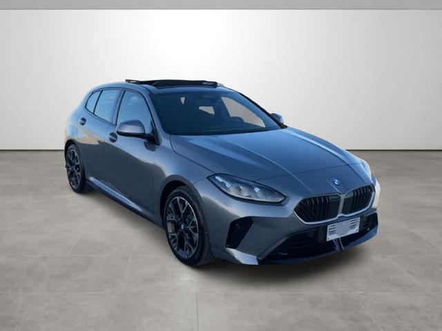 BMW 118 d MSport - foto 3 di 4