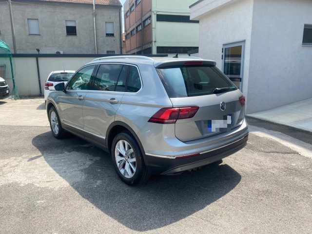 Volkswagen Tiguan 2.0 TDI SCR DSG 4MOTION Executive BMT - foto 3 di 31