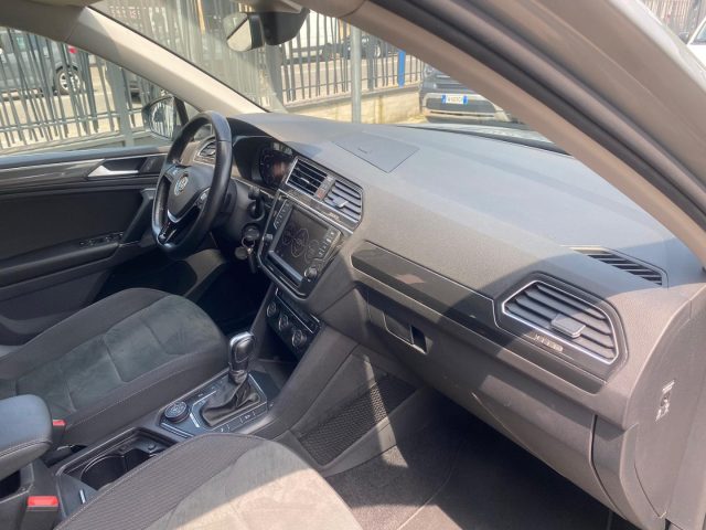 Volkswagen Tiguan 2.0 TDI SCR DSG 4MOTION Executive BMT, del 2017, 130.000 km, in vendita a Varedo (MB)