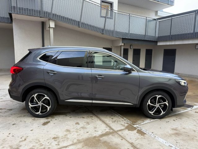 MG HS 1.5T-GDI Luxury, del 2024, 10 km, in vendita a Varedo (MB)