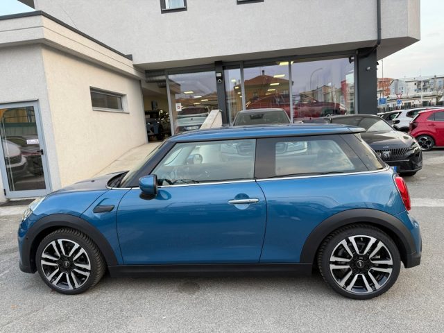 MINI One 1.5 One Essential Trim - foto 2 di 4