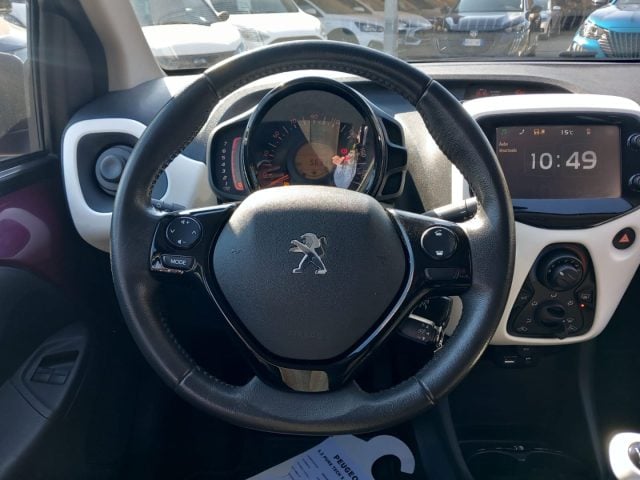 Peugeot 108 PureTech 82 5 porte Active TOP!, del 2015, 56.000 km, in vendita a Varedo (MB)