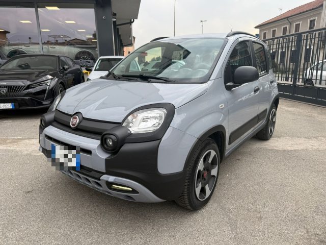 Fiat Panda 1.0 FireFly S&S Hybrid City Cross usato a VAREDO