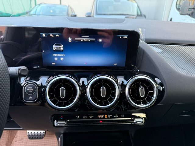 Mercedes-Benz GLA 180 Automatic AMG Line Premium km 0 a VAREDO