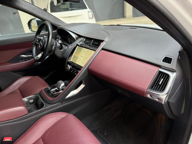 Jaguar E-Pace 2.0D I4 163 CV AWD Auto R-Dynamic S, del 2022, 43.182 km, in vendita a Varedo (MB)