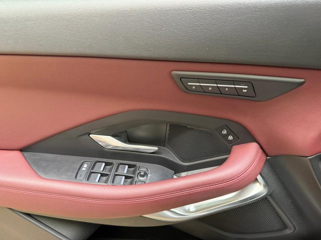 Jaguar E-Pace 2.0D I4 163 CV AWD Auto R-Dynamic S, del 2022, 43.182 km, in vendita a Varedo (MB)