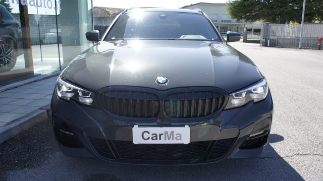 BMW 320 d Touring Msport - foto 2 di 4