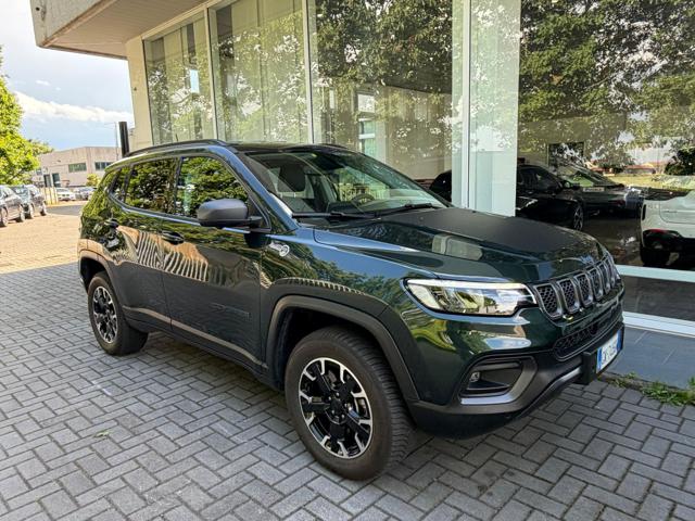 Jeep Compass 1.3 Turbo T4 240 CV PHEV AT6 4xe Trailhawk usato a MAGENTA