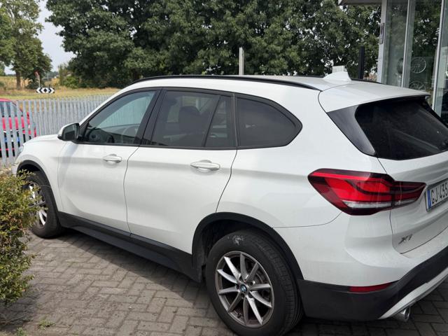 BMW X1 sDrive18d Business Advantage - foto 2 di 6