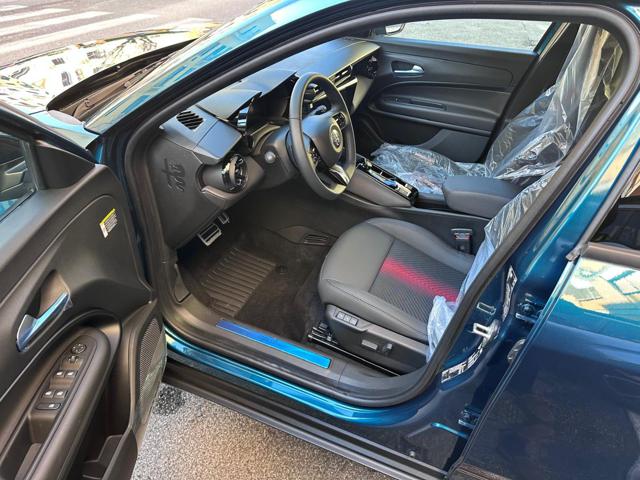 Alfa Romeo Junior Speciale-1.2 145 CV Hybrid DCT6 -PackTechno-Matrix - foto 2 di 4