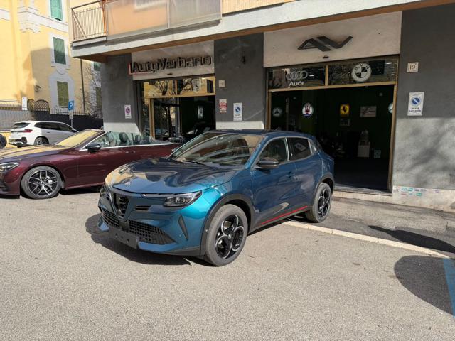 Alfa Romeo Junior Speciale-1.2 145 CV Hybrid DCT6 -PackTechno-Matrix km 0 a ROMA