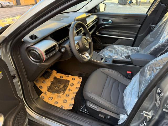 Jeep Avenger Summit 1.2-110 CV 48V MHEV-Pelle Tetto-Winter Pack - foto 2 di 4