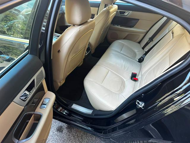 Jaguar XF 2.2 D 190 CV Pelle-1 proprietario-Full Optional - foto 3 di 4