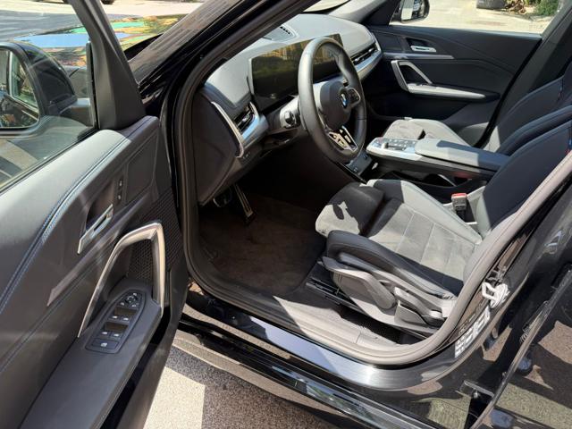 BMW X1 20d-Xdrive Msport-Hybrid 48V-Panorama-Full - foto 3 di 4