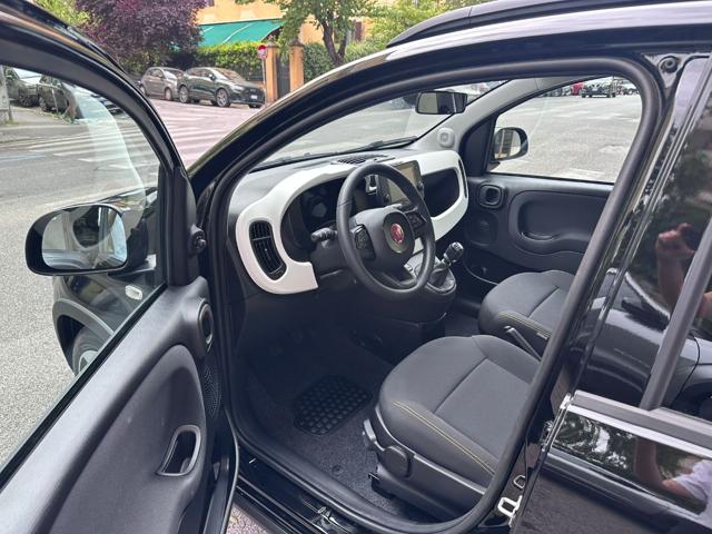 Fiat Panda 1.0 FireFly S&S Hybrid Pandina Cross-Navi-Carplay - foto 2 di 4