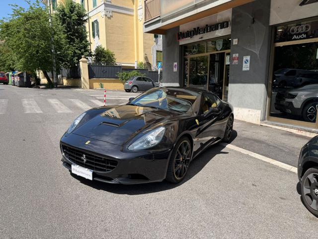 Ferrari California DCT F1-Daytona-Ufficiale-Camera-Ceramik-Nuovissima - foto 3 di 4