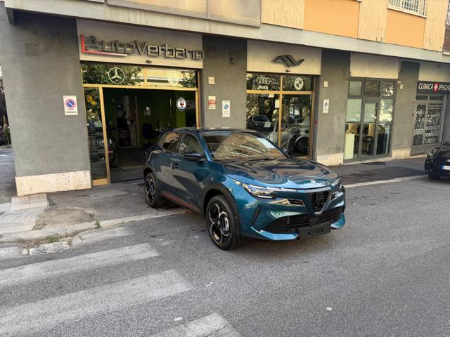 Alfa Romeo Junior Speciale-1.2-145Cv-Hybrid Dct6 F1-Pack Tekno-Full km 0 a ROMA