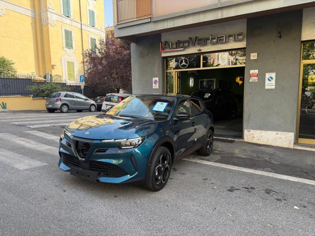 Alfa Romeo Junior Speciale-1.2-145Cv-Hybrid Dct6 F1-Pack Tekno-Full, del 2026, in vendita a Roma (RM)