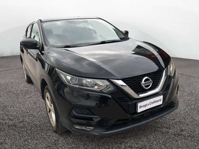 Nissan Qashqai II 2017 1.6 dci N-Connecta 130 cv autocarro usato a EMPOLI
