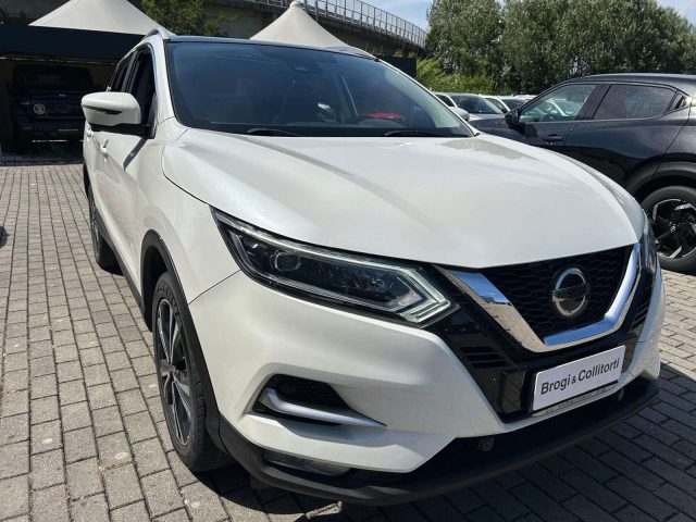 Nissan Qashqai 1.3 DIG-T 140 N-Connecta usato a EMPOLI