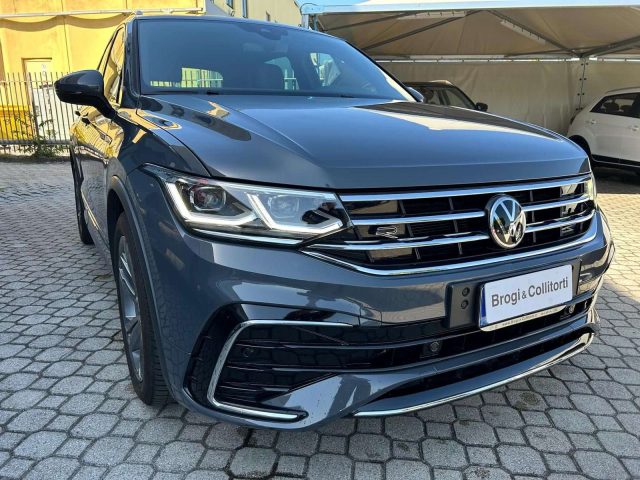 Volkswagen Tiguan 1.5 TSI ACT R-Line DSG usato a EMPOLI