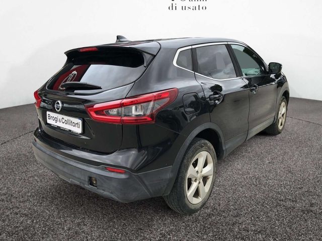 Nissan Qashqai II 2017 1.6 dci N-Connecta 130 cv autocarro - foto 4 di 4