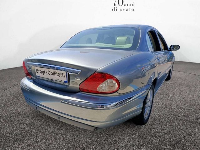 Jaguar X-Type Berlina 2.2 D Executive - foto 4 di 4