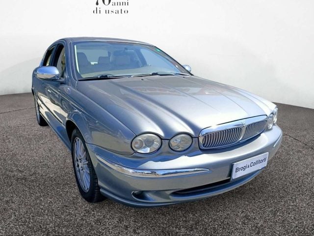 Jaguar X-Type Berlina 2.2 D Executive, del 2007, 232.775 km, in vendita a Empoli (FI)