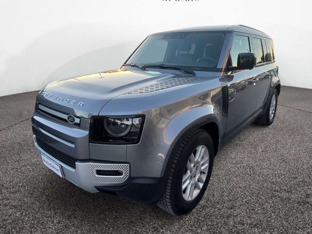 Land Rover Defender VII 2020 110 110 3.0 I6 MHEV SE AWD Auto - foto 2 di 4