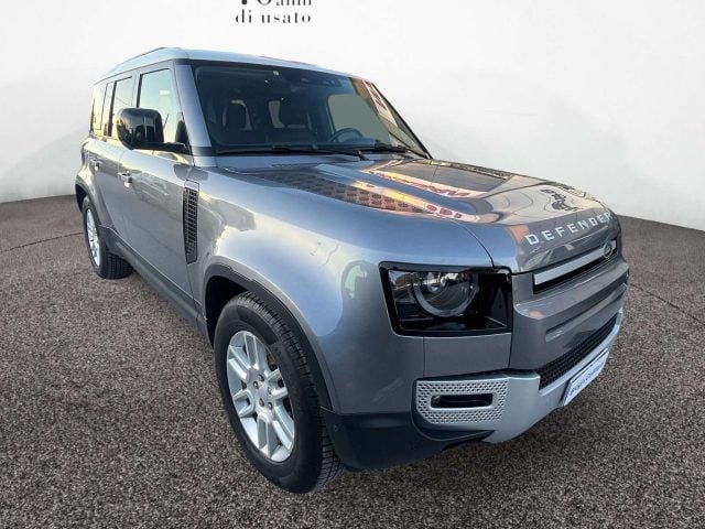 Land Rover Defender VII 2020 110 110 3.0 I6 MHEV SE AWD Auto usato a EMPOLI