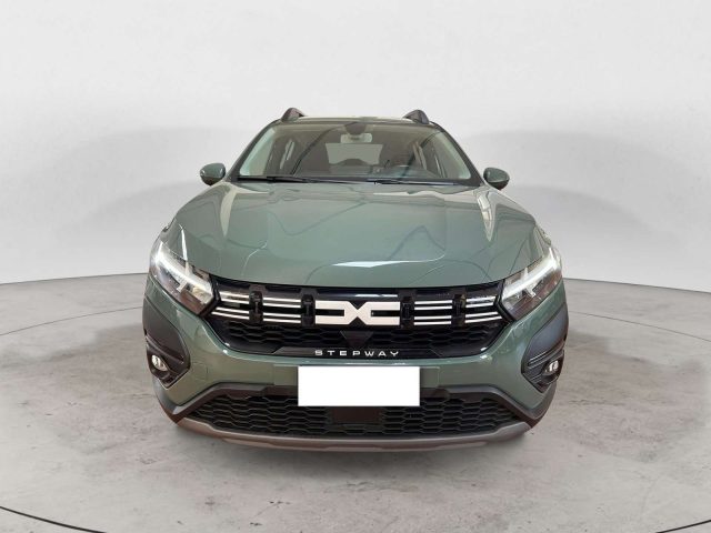 Dacia Sandero Stepway III 2021 Stepway 1.0 TCe Expression - foto 2 di 4