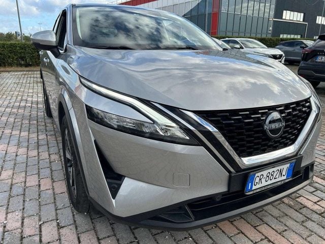 Nissan Qashqai 1.3 mhev N-Connecta 2wd 140cv, del 2023, 55.489 km, in vendita a Empoli (FI)