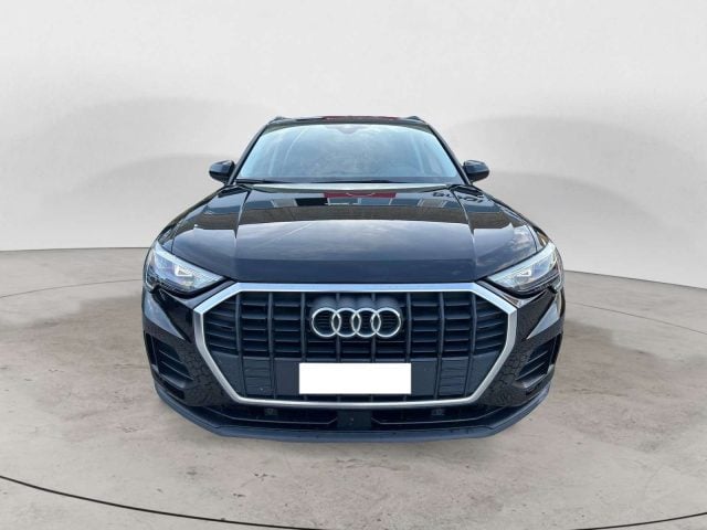 Audi Q3 II 2018 35 2.0 TDI Business S tronic - foto 2 di 4