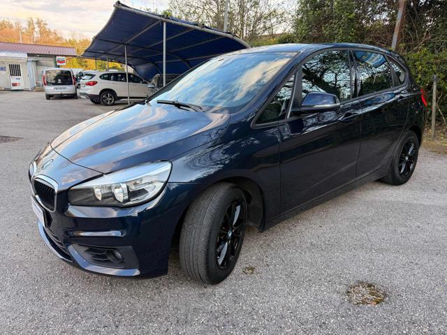 BMW 218 d Active Tourer Advantage Auto - foto 3 di 4