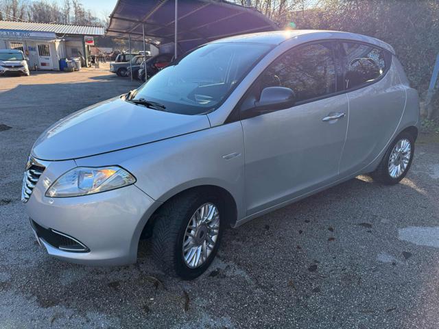 Lancia Ypsilon 1.2 69 CV 5 porte Gold - foto 3 di 4
