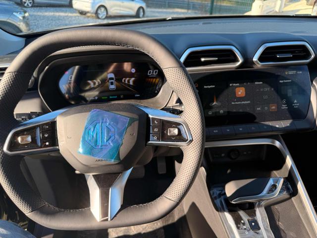 MG ZS 1.5 Hybrid+ Luxury - foto 3 di 4